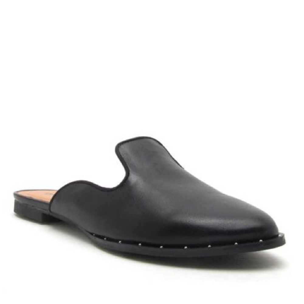 1 left size 9. Black mules studded accents - Picture 2 of 3